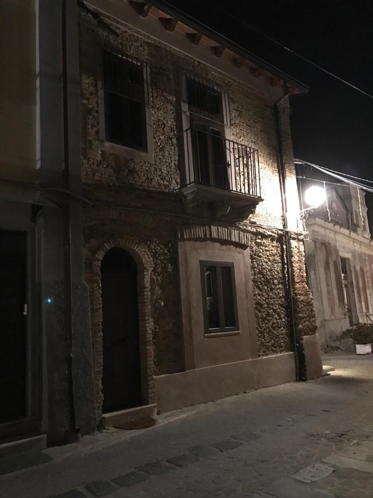 B&B S.Antonio 焦亚陶罗 外观 照片